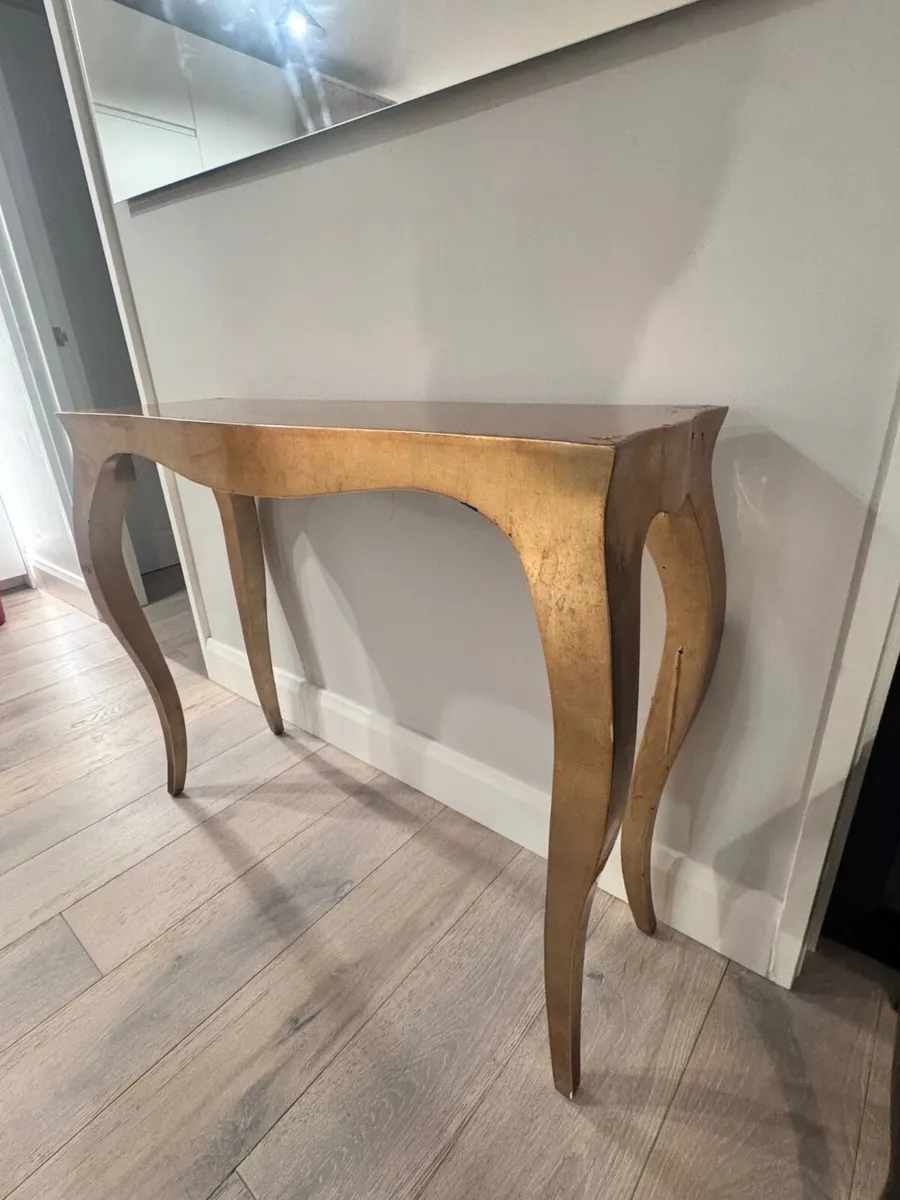 Console Table - Image 3