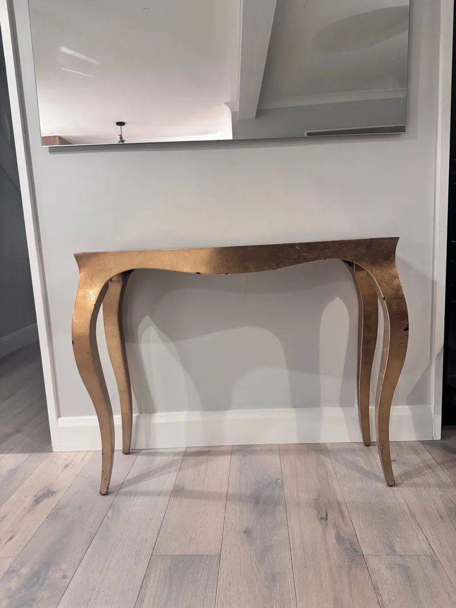 Console Table - Image 1