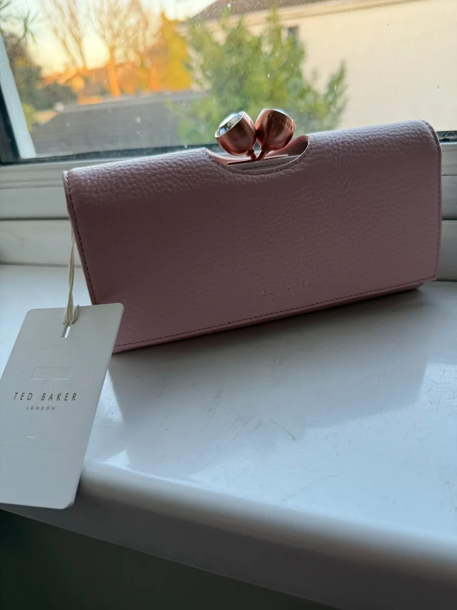 Ted Baker purse - Image 1