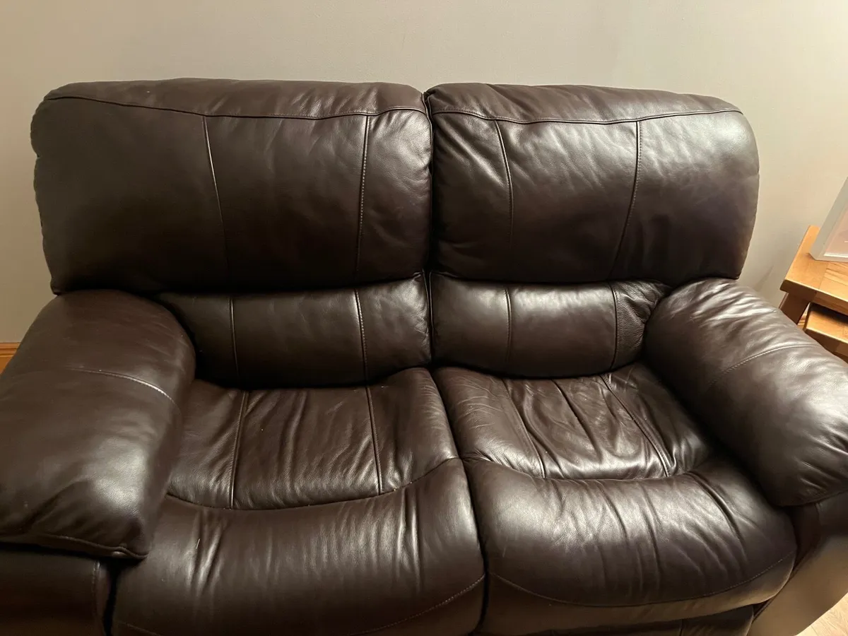 Recliner leather Sofa - Image 3