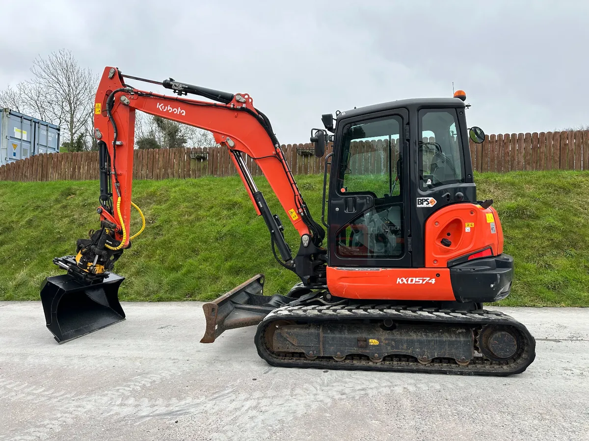 Kubota KX057-4 - Image 1