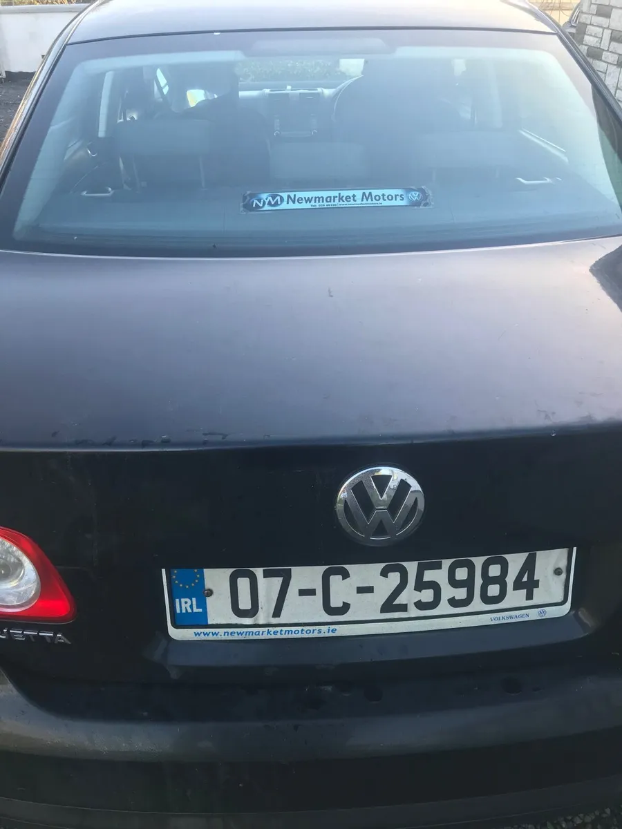Volkswagen Jetta   Car - Image 1