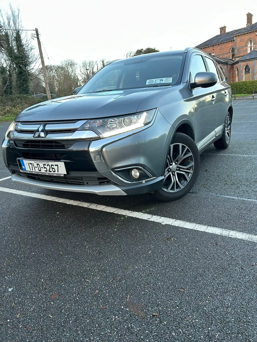 2017   MITSUBISHI  OUTLANDER 2.3 DISEL 4WD*NO VAT - Image 1