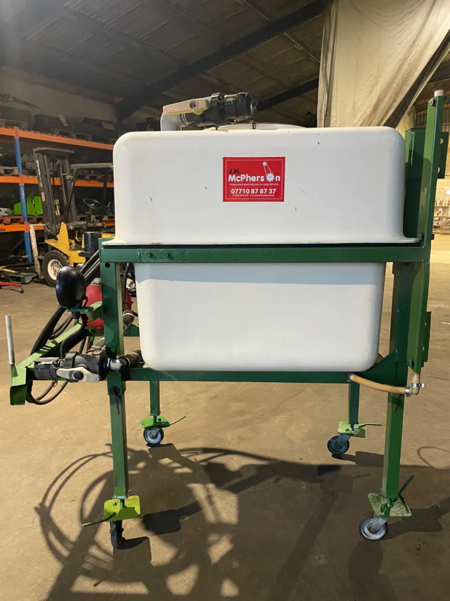 Sprayer front tanks - Image 4