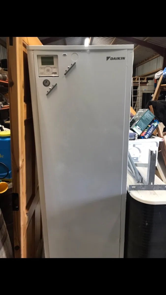 6kw Air to water Daikin heat pump - Image 2