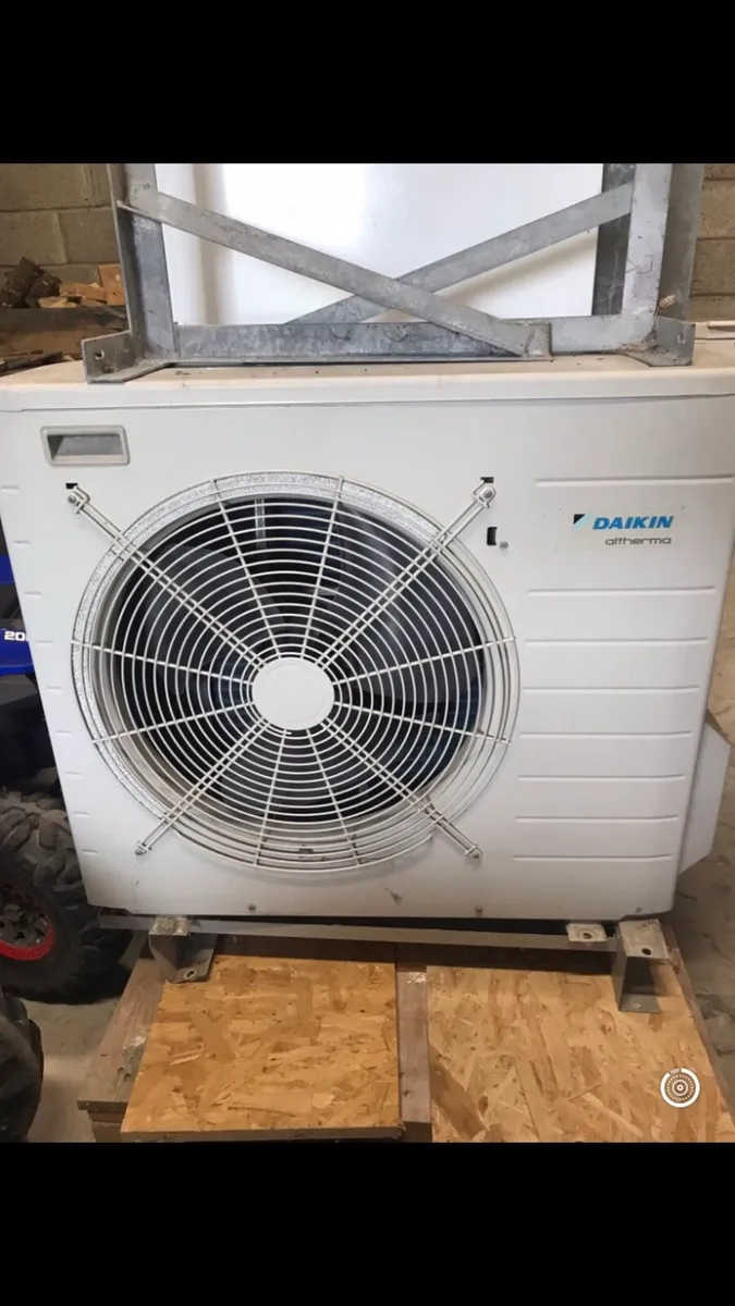 6kw Air to water Daikin heat pump - Image 1
