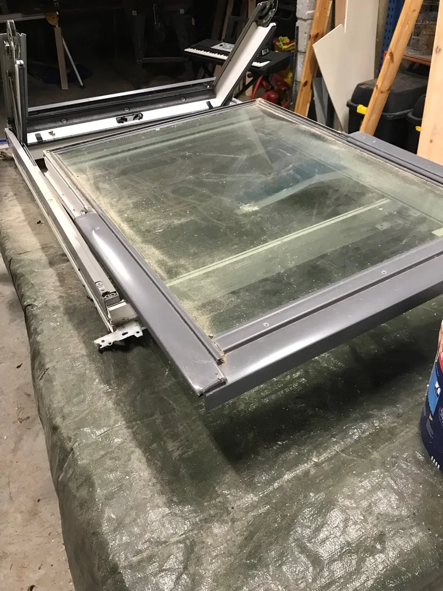 Velux window - Image 1