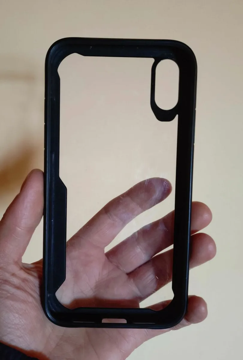 Iphone Xr Smart Phone Cover (used). - Image 3