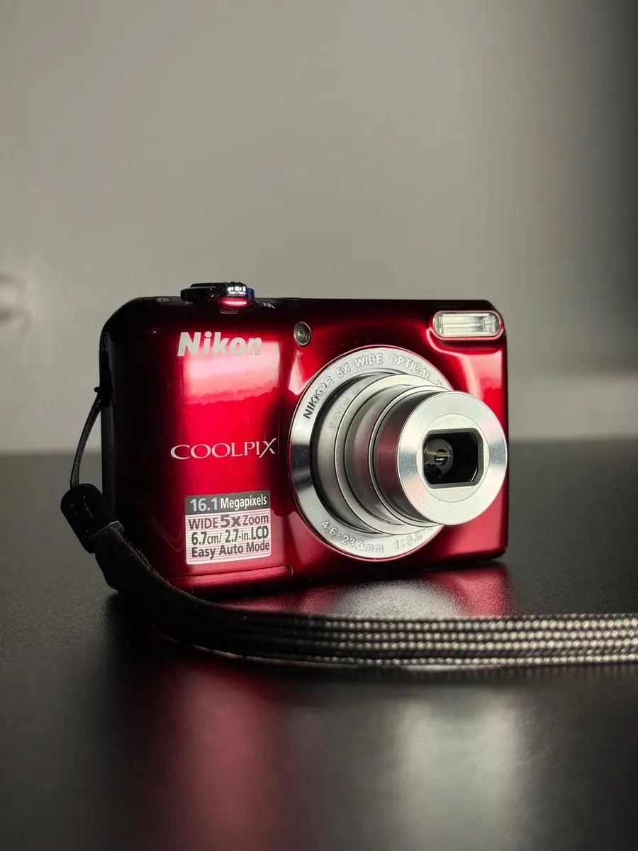 Digital cameras - Image 2