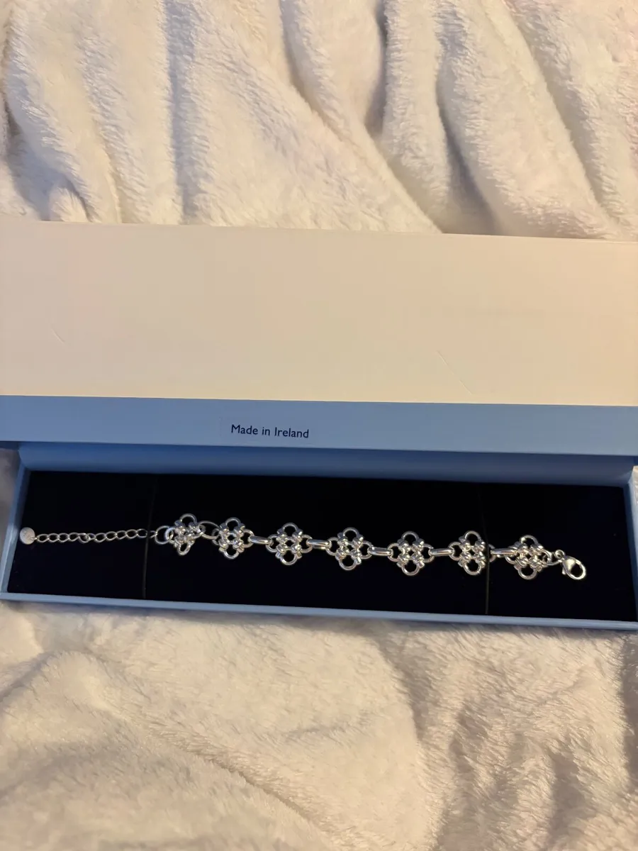 Newbridge Silverwear Knot Style Bracelet - Image 1