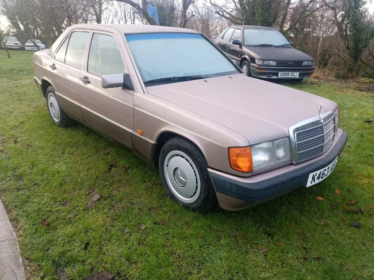 Mercedes Benz 190 e  auto. - Image 1