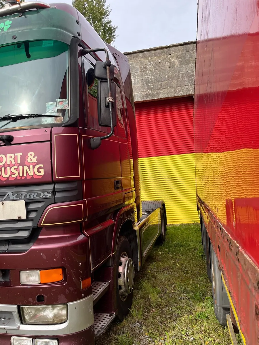 Actros Mercedes 1848 480 HP 4X2 Air Susp 2002 - Image 2