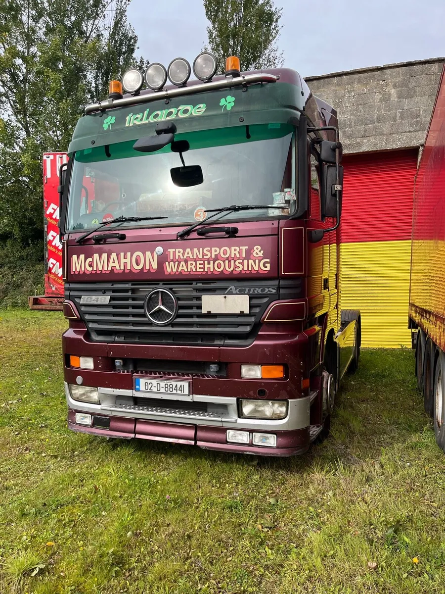 Actros Mercedes 1848 480 HP 4X2 Air Susp 2002 - Image 3