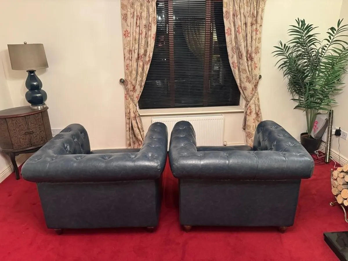 2 Chesterfield Navy Blue Armchairs - Image 2