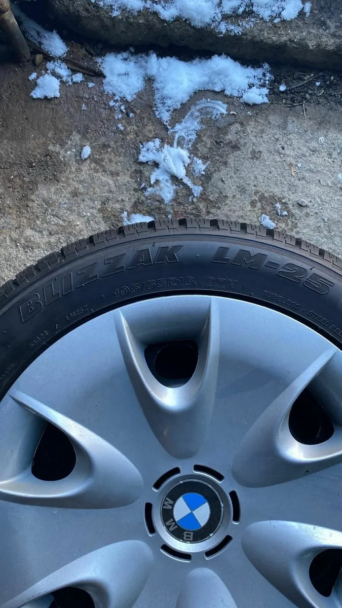 Winter Tyres 195/55/R16 with BMW Wheel & Trims - Image 3