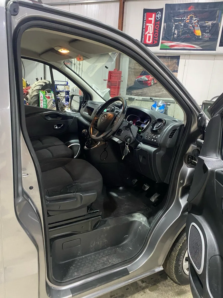 191 Opel Vivaro  LWB Renault Traffic NO VAT - Image 3