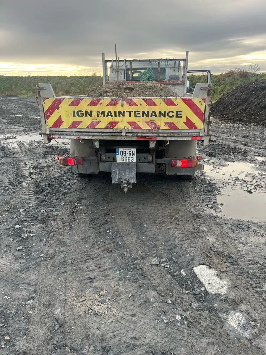 Mitsubishi canter - Image 1