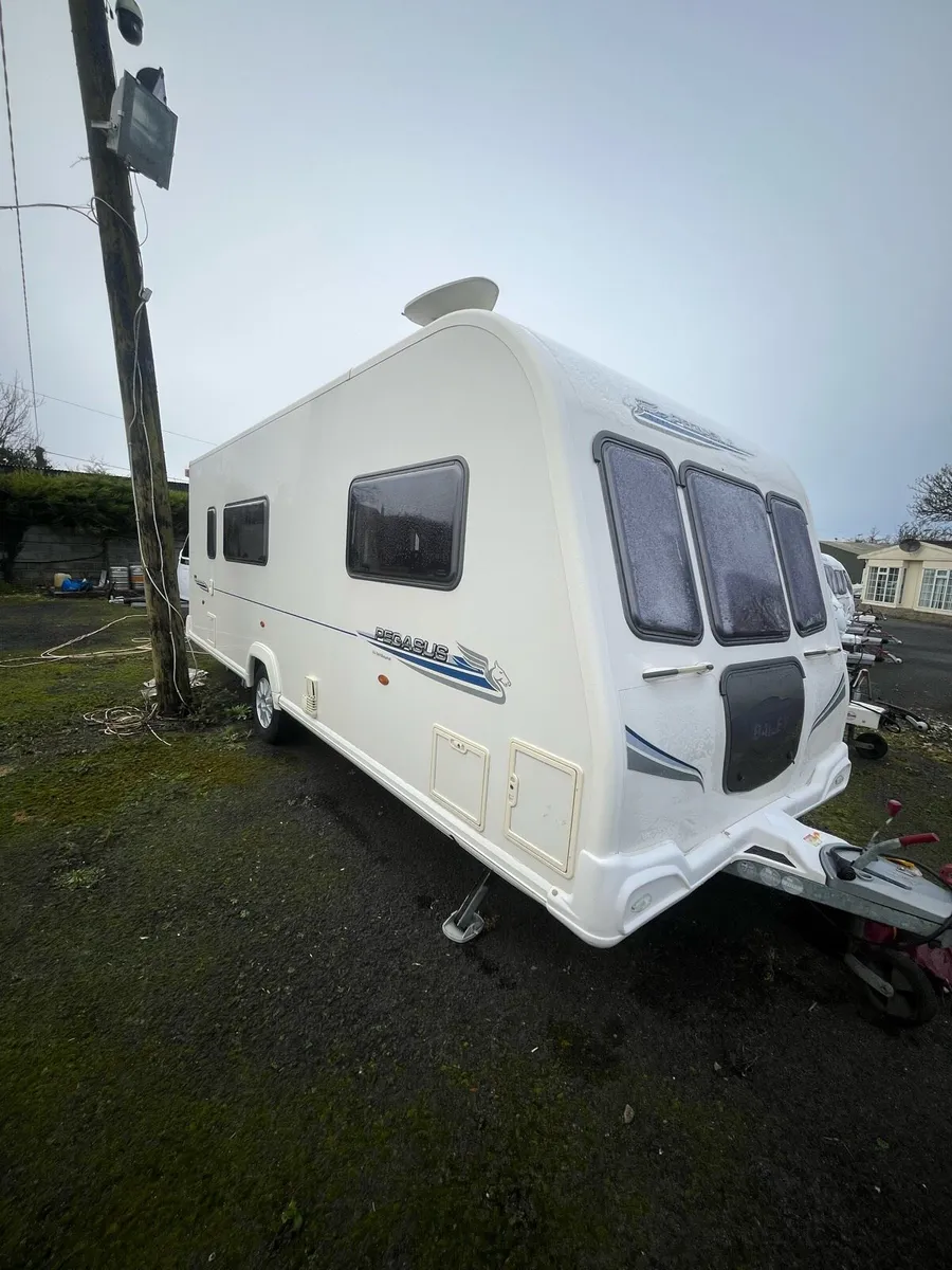 Bailey Pegasus 4 berth end washroom - Image 2