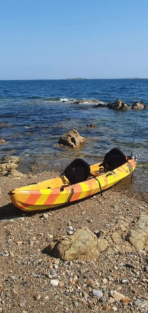 Kayak and drysuit - Image 4