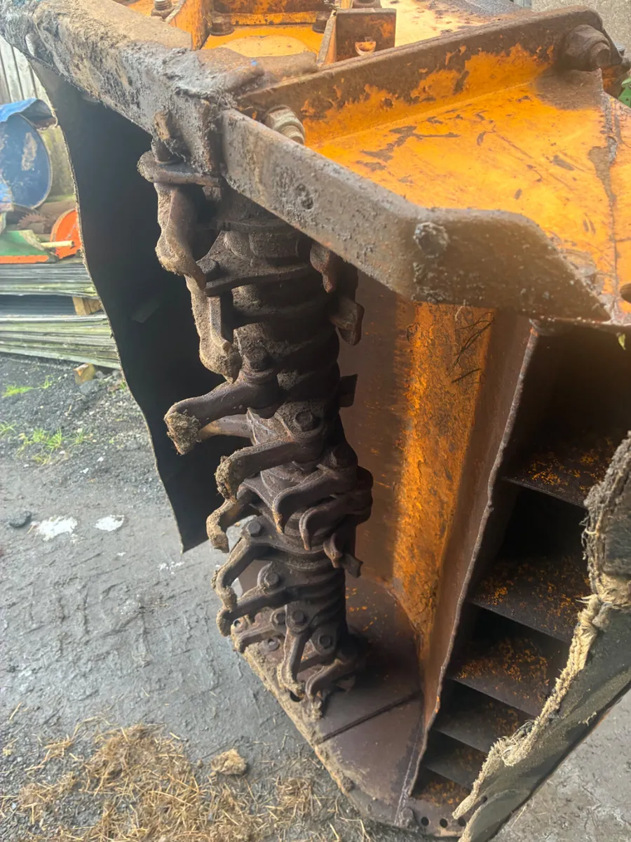 Hedgecutter head - Image 4