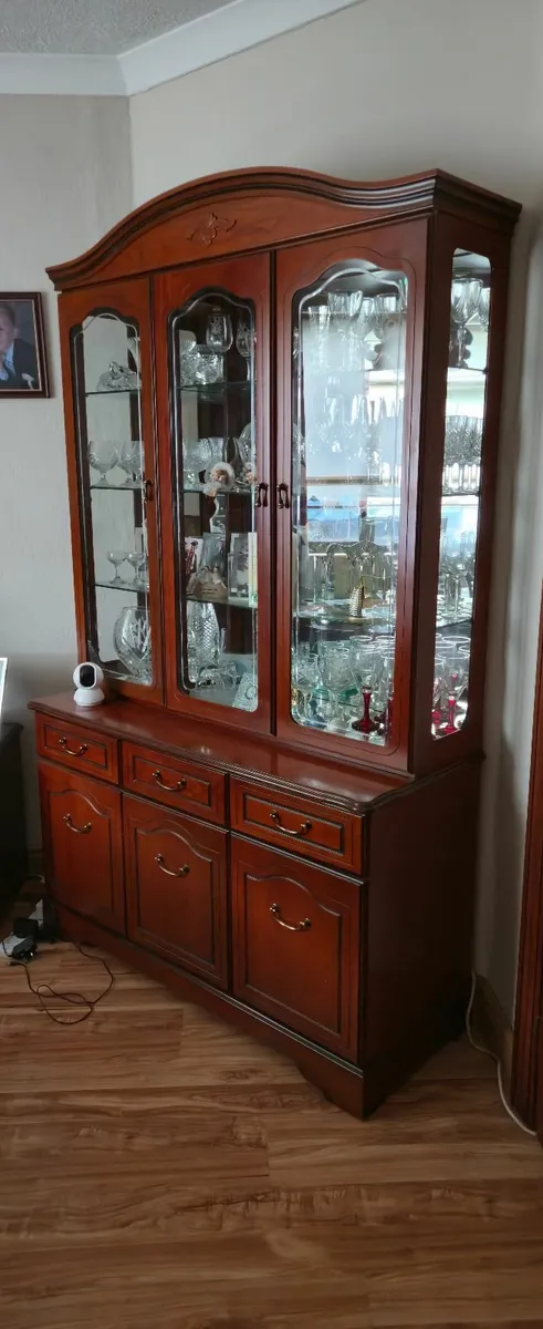 Cherrywood display cabinet - Image 2