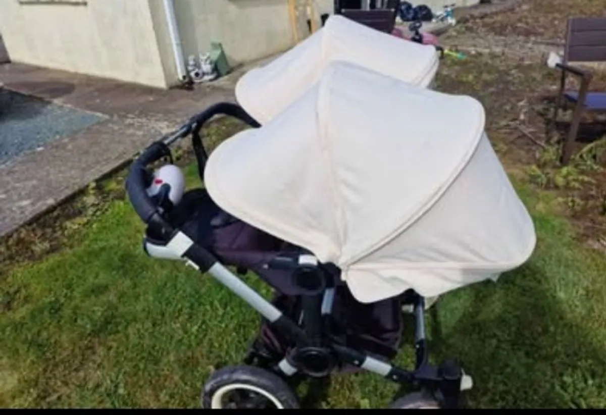 Bugaboo Donkey & attachments - Image 3