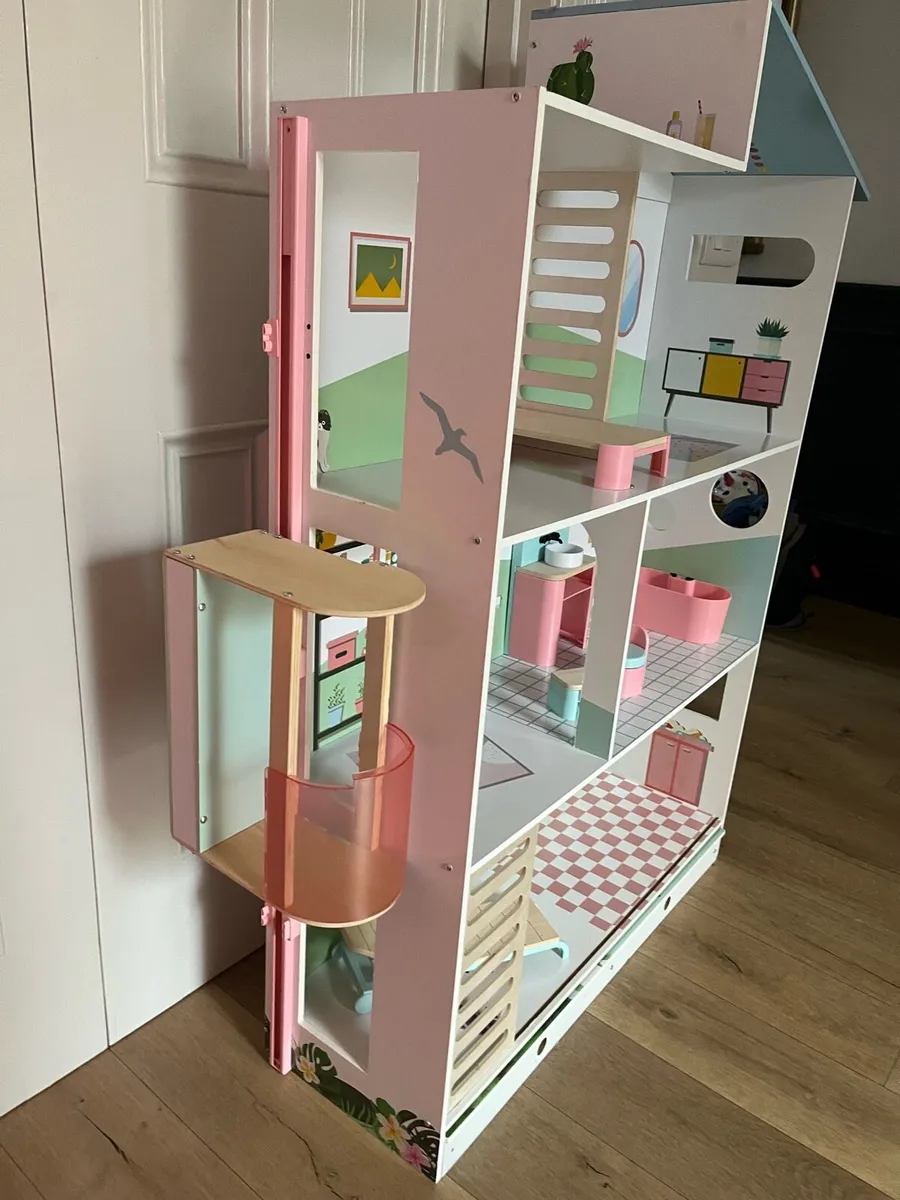 Wooden Dollhouse - Image 3