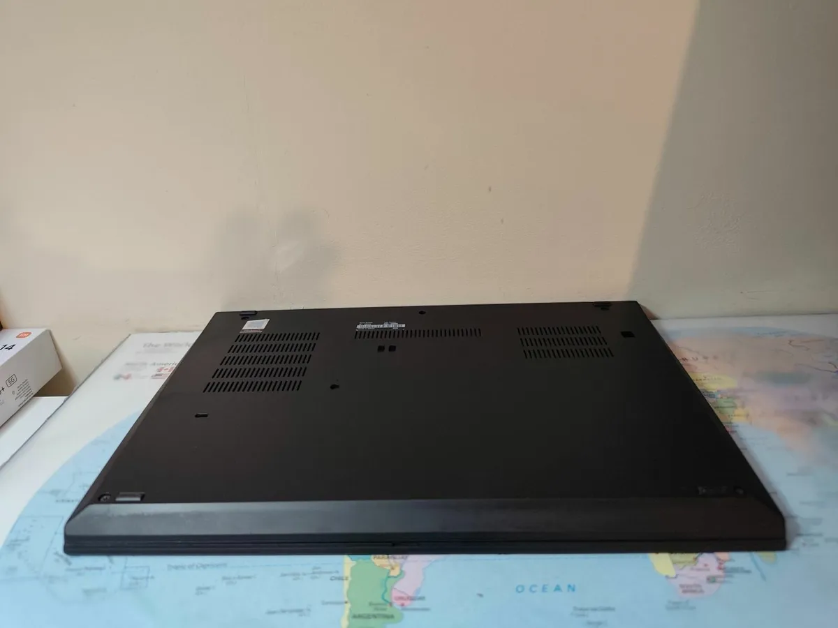 Lenovo ThinkPad T490 Intel i7 8th Gen | 16GB RAM | - Image 4