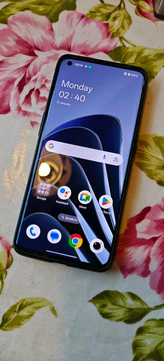 One plus 10 pro - Image 1