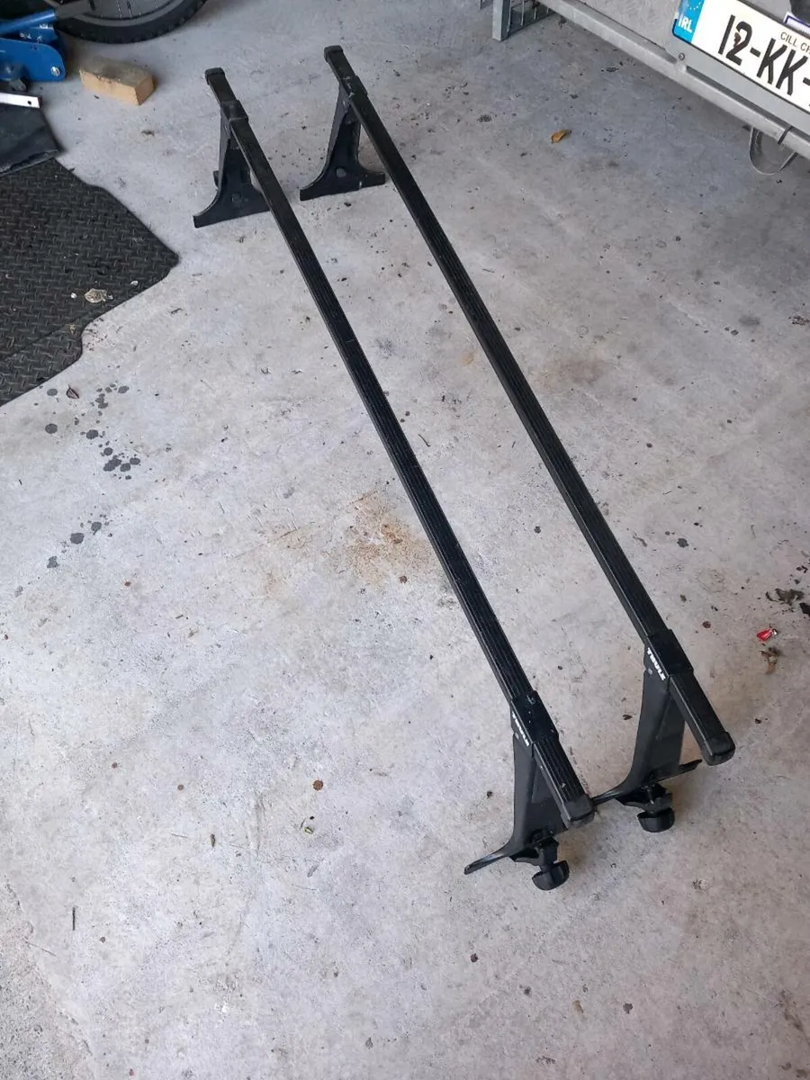 Thule roof bars roof rack Defender - Image 2