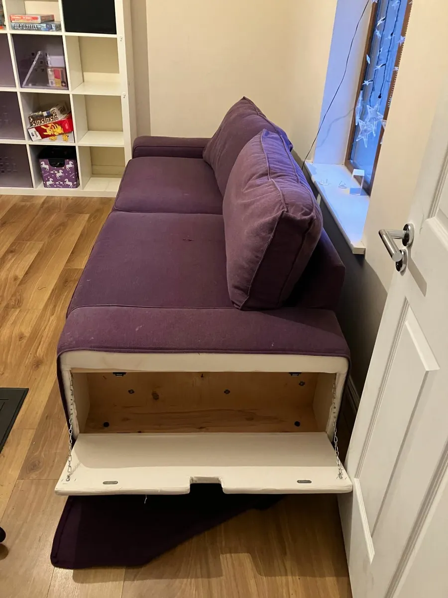 Sofa bed - double size PRICED TO SELL - Image 3