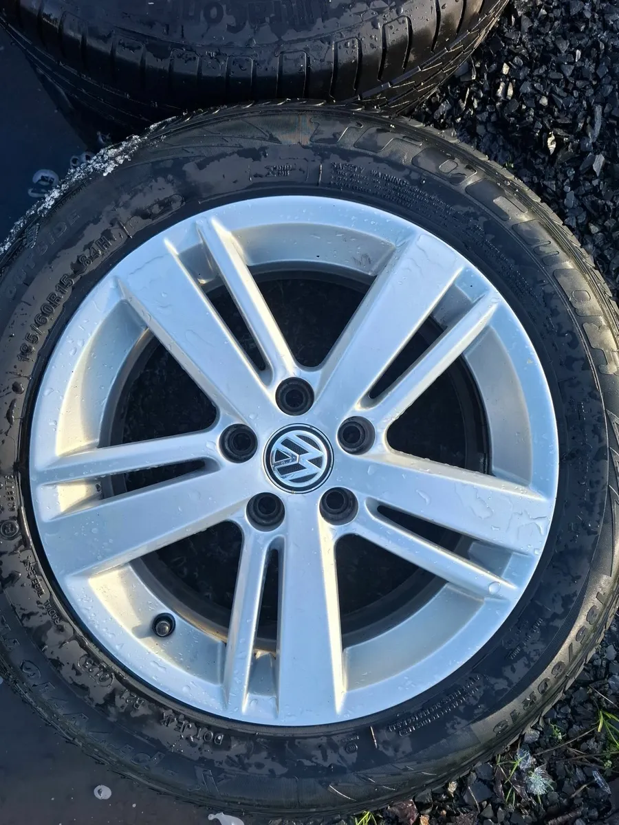 15" Polo, Ibiza,  Fabia Alloys with tyres - Image 3