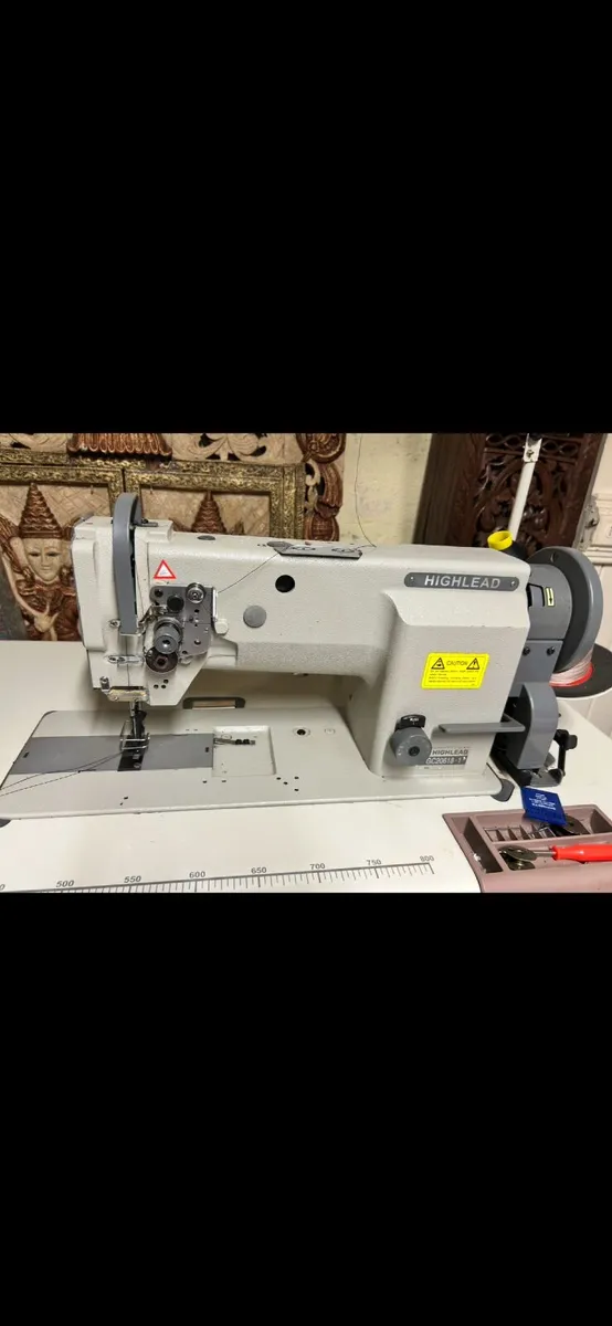 Sewing Machine Industrial - Image 1