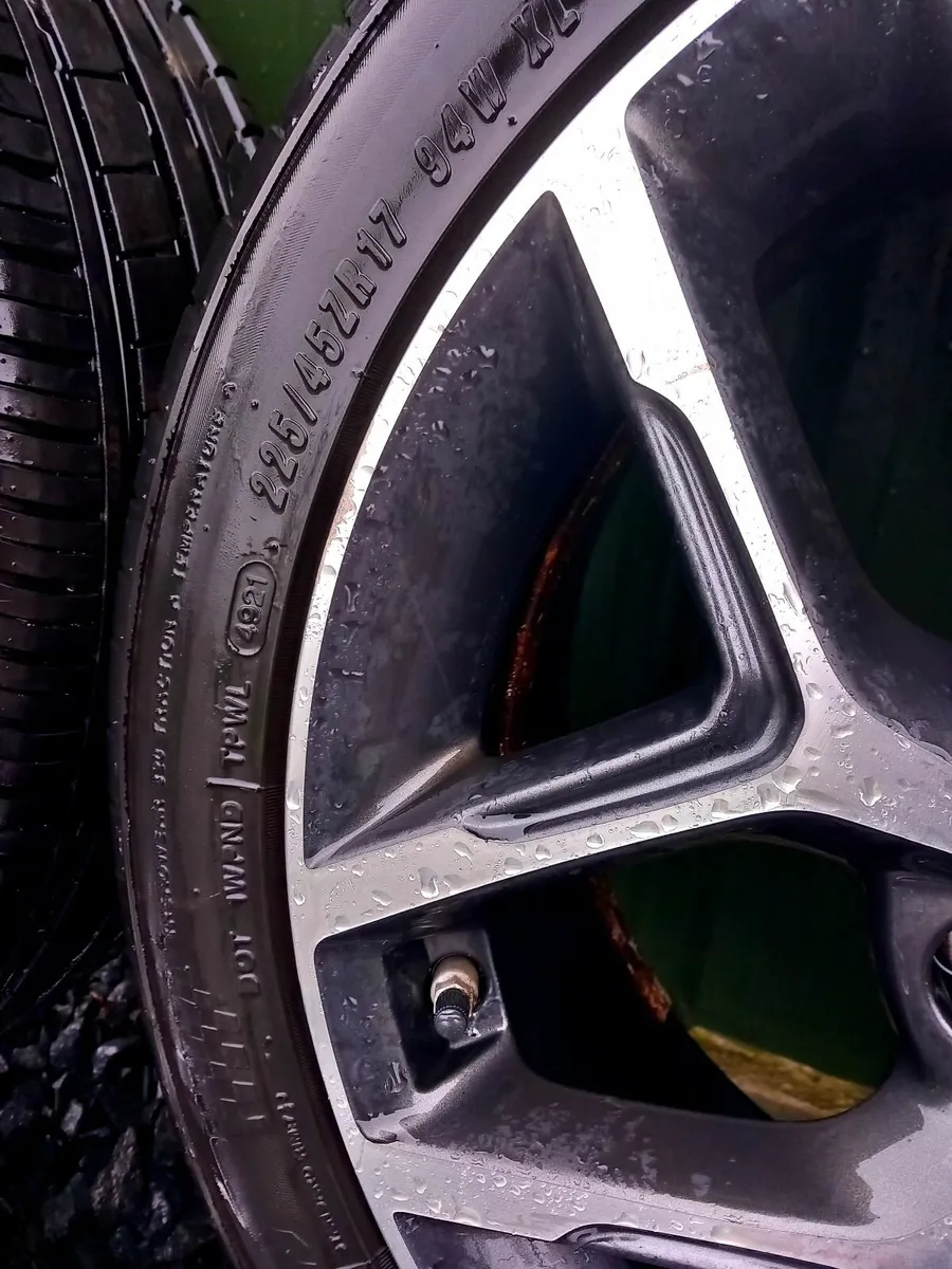 ■ 5x114.3 Alloys 17s in Excellent Condition ■ - Image 4