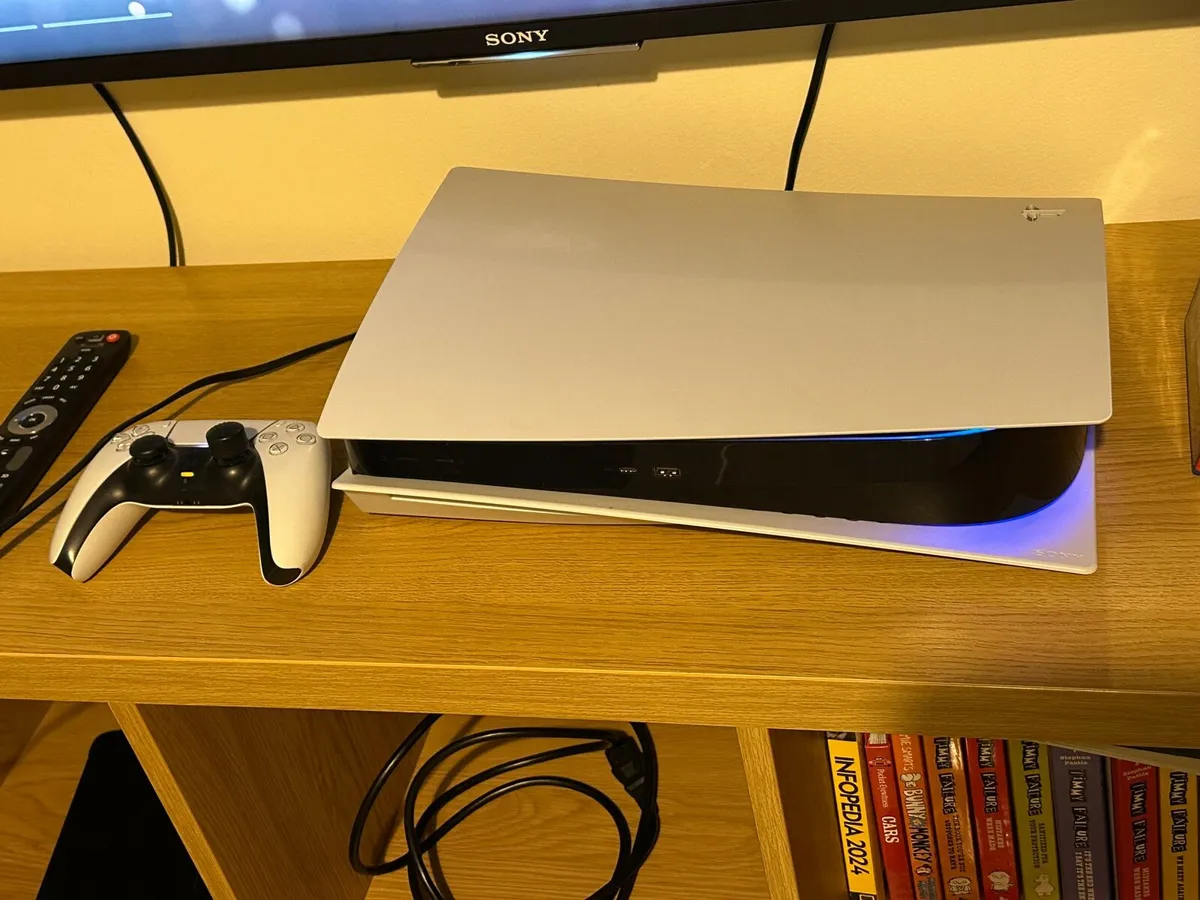 PlayStation PS5 bundle disc version - Image 2