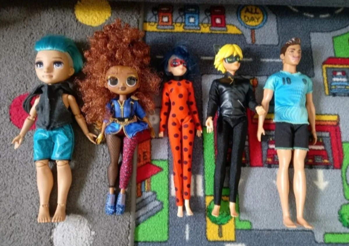 Roller Skates LOL OMG Dolls Encanto set - Image 3