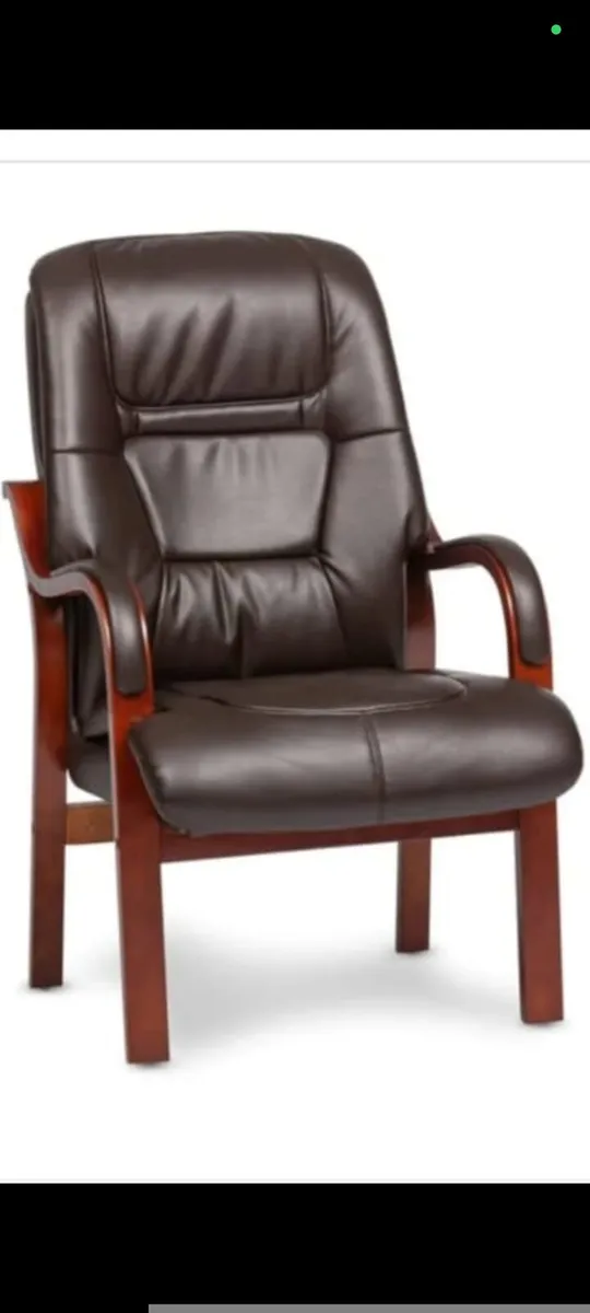 High back orthopaedic chair - Image 2