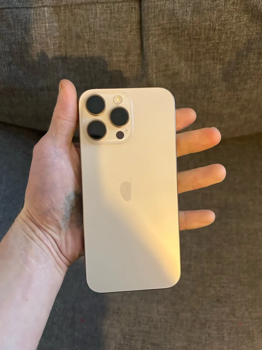 iPhone 16 pro max desert titanium 256gb - Image 3