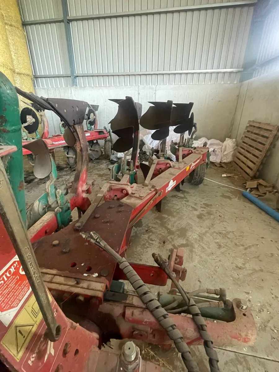 Kverneland 4 furrow plough - Image 4