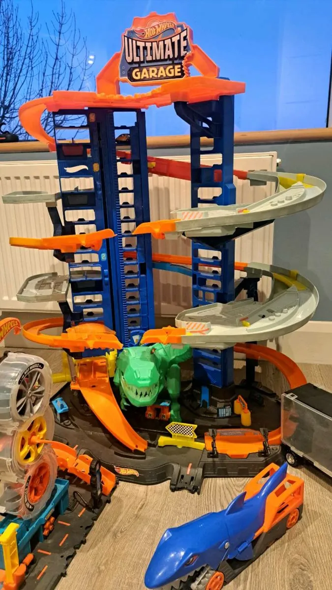 hot wheels garage - Image 3