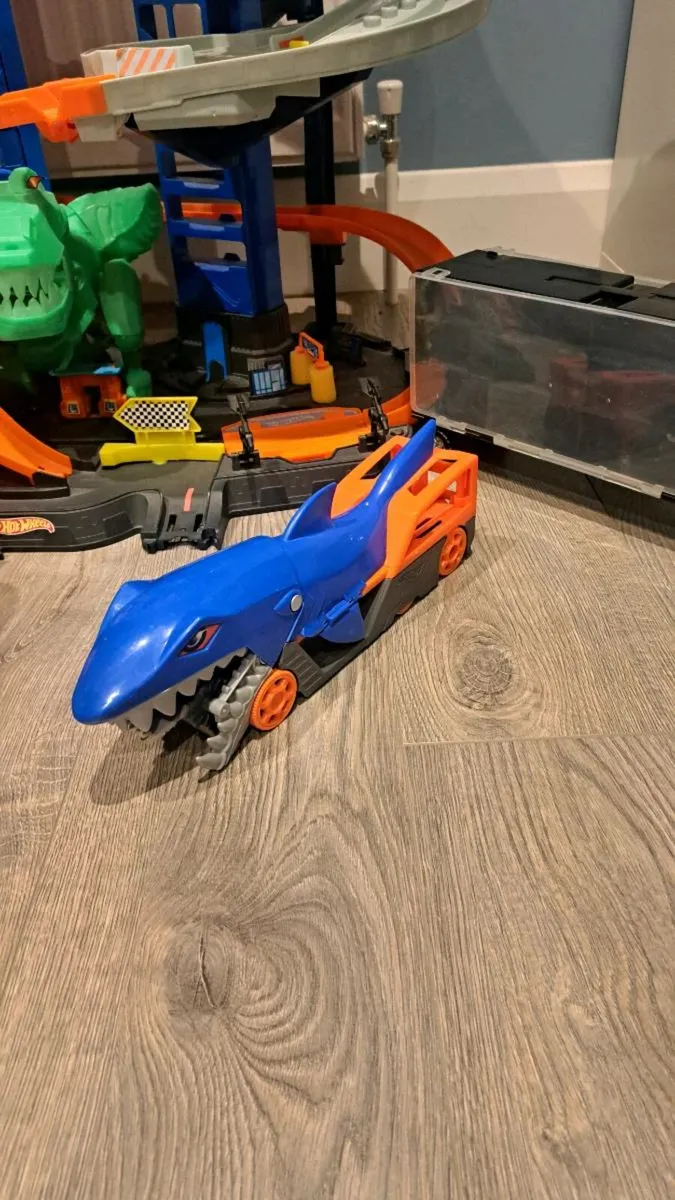 hot wheels garage - Image 4