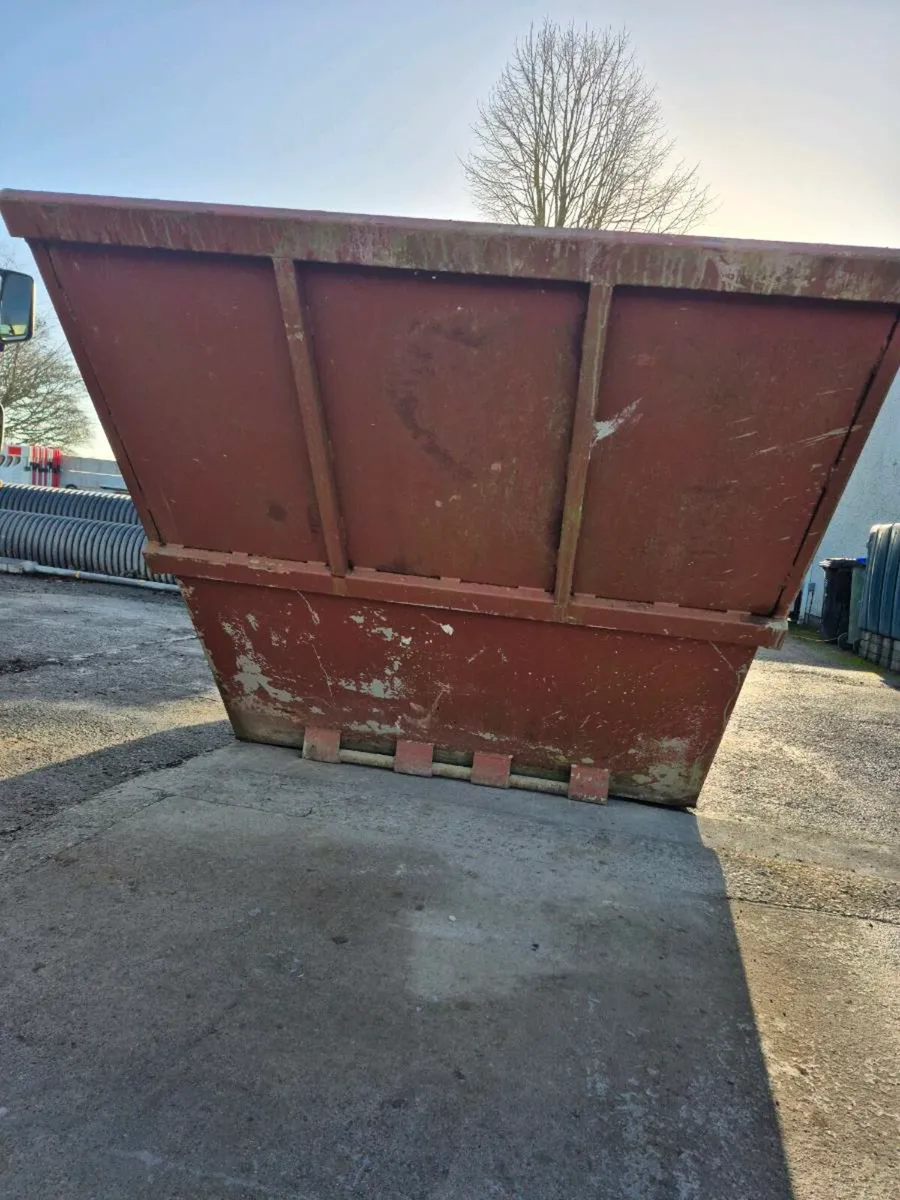 9 yard skip - Image 4