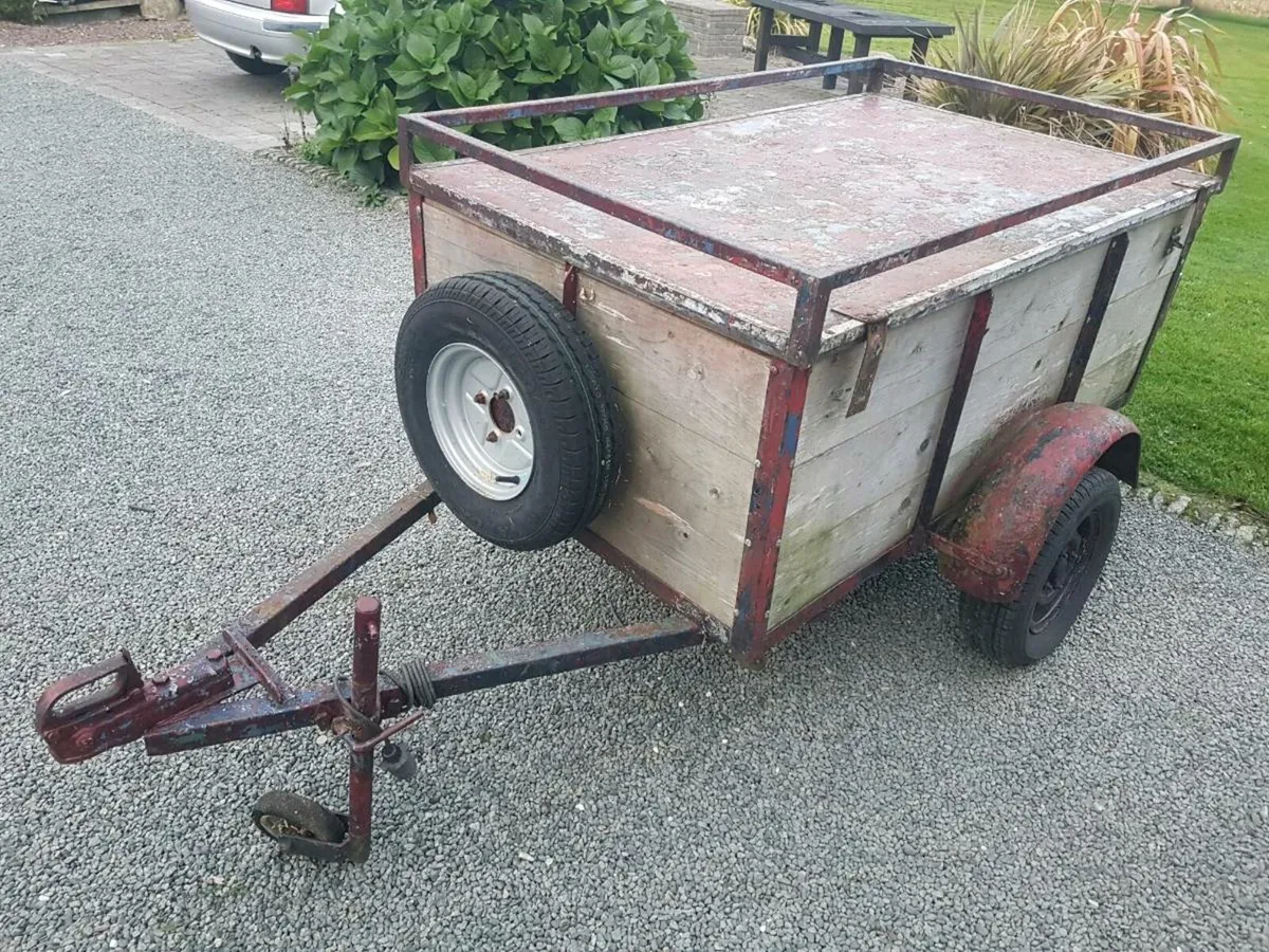 Small trailer - Image 2