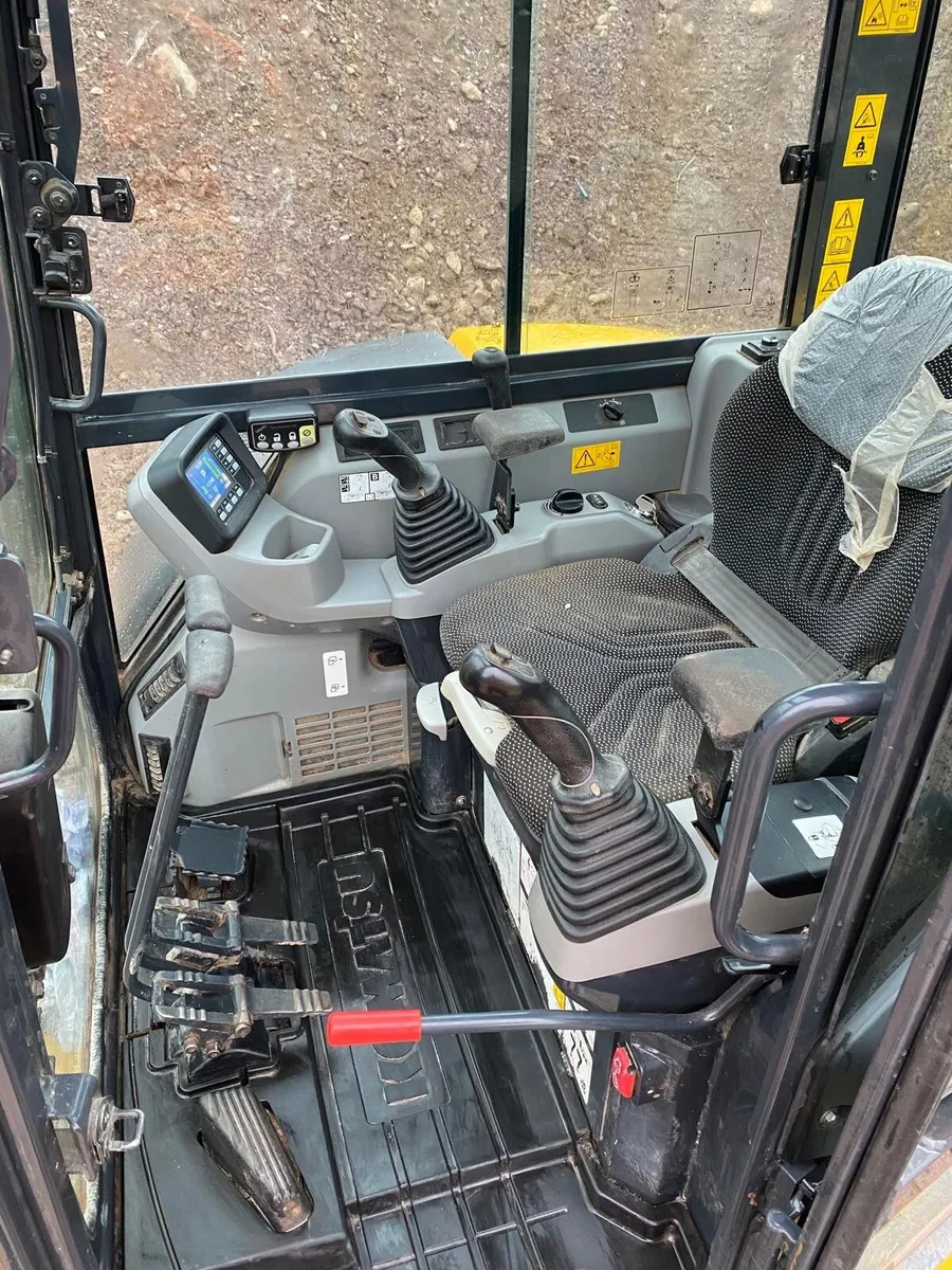 Komatsu PC 58 2023 - Image 3