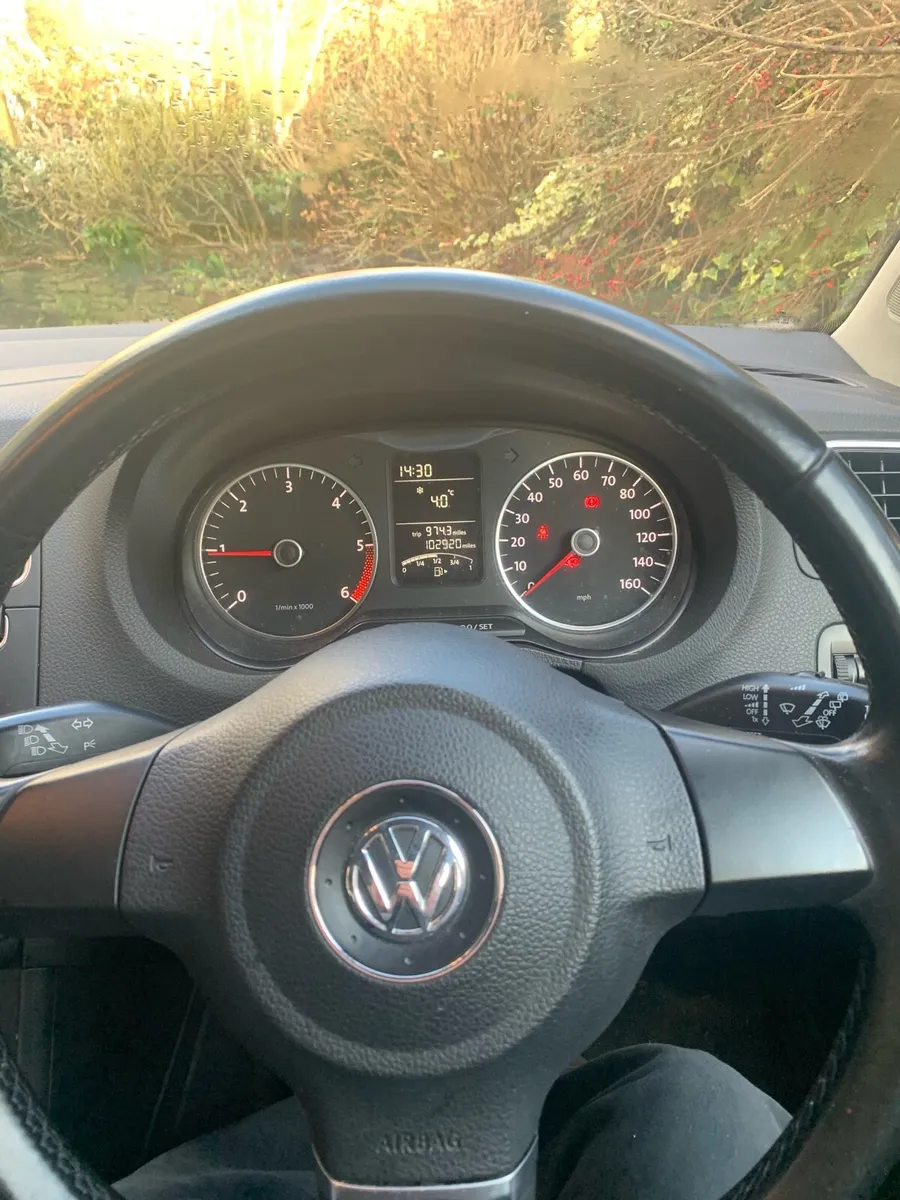 VW polo 1.6tdi 5 door 2010 - Image 4