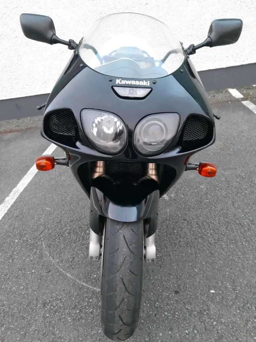 Kawasaki zx7r 2002 MINT - Image 3