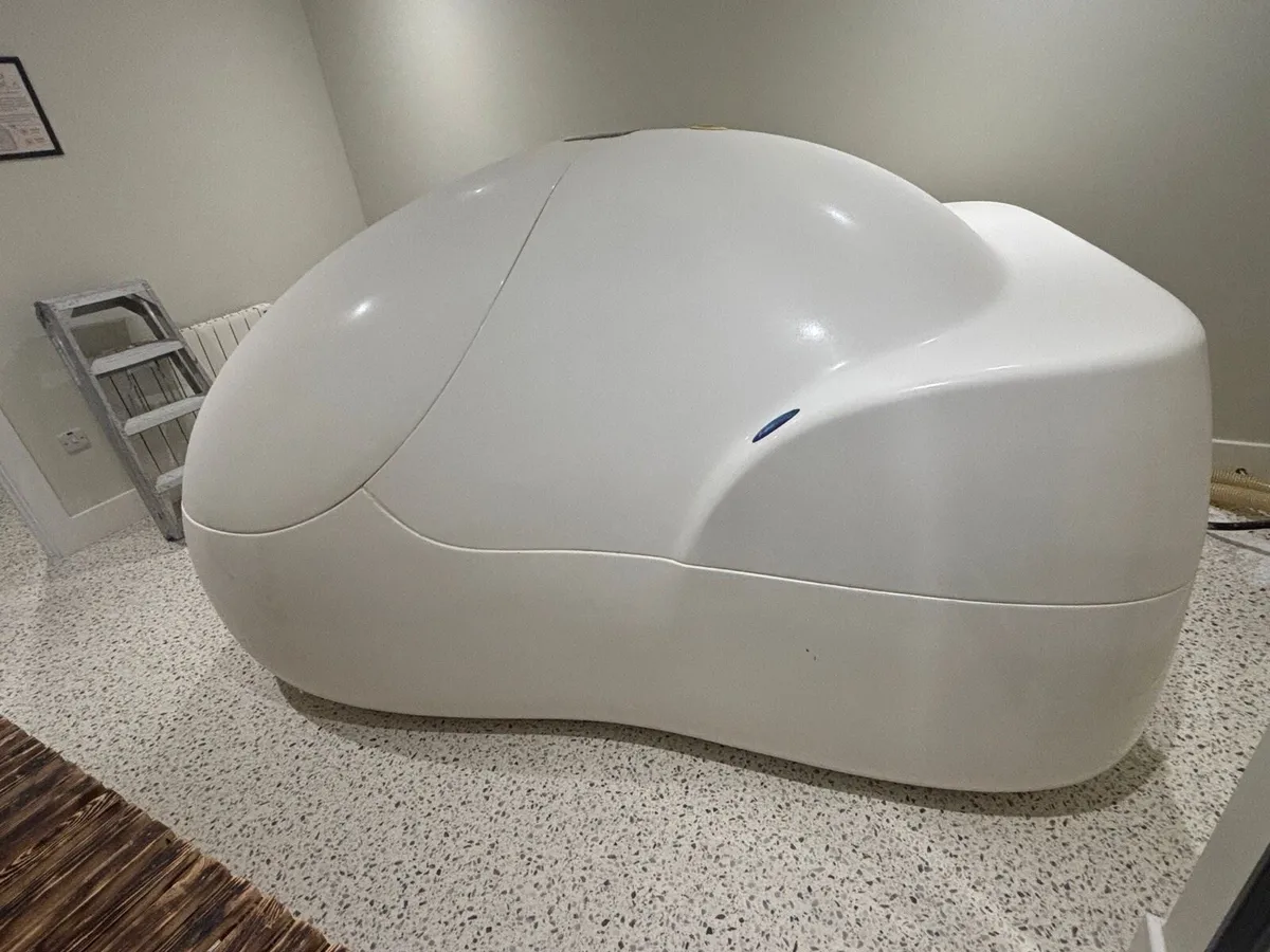 2 I-sopod Flotation Therapy Tanks - Image 2