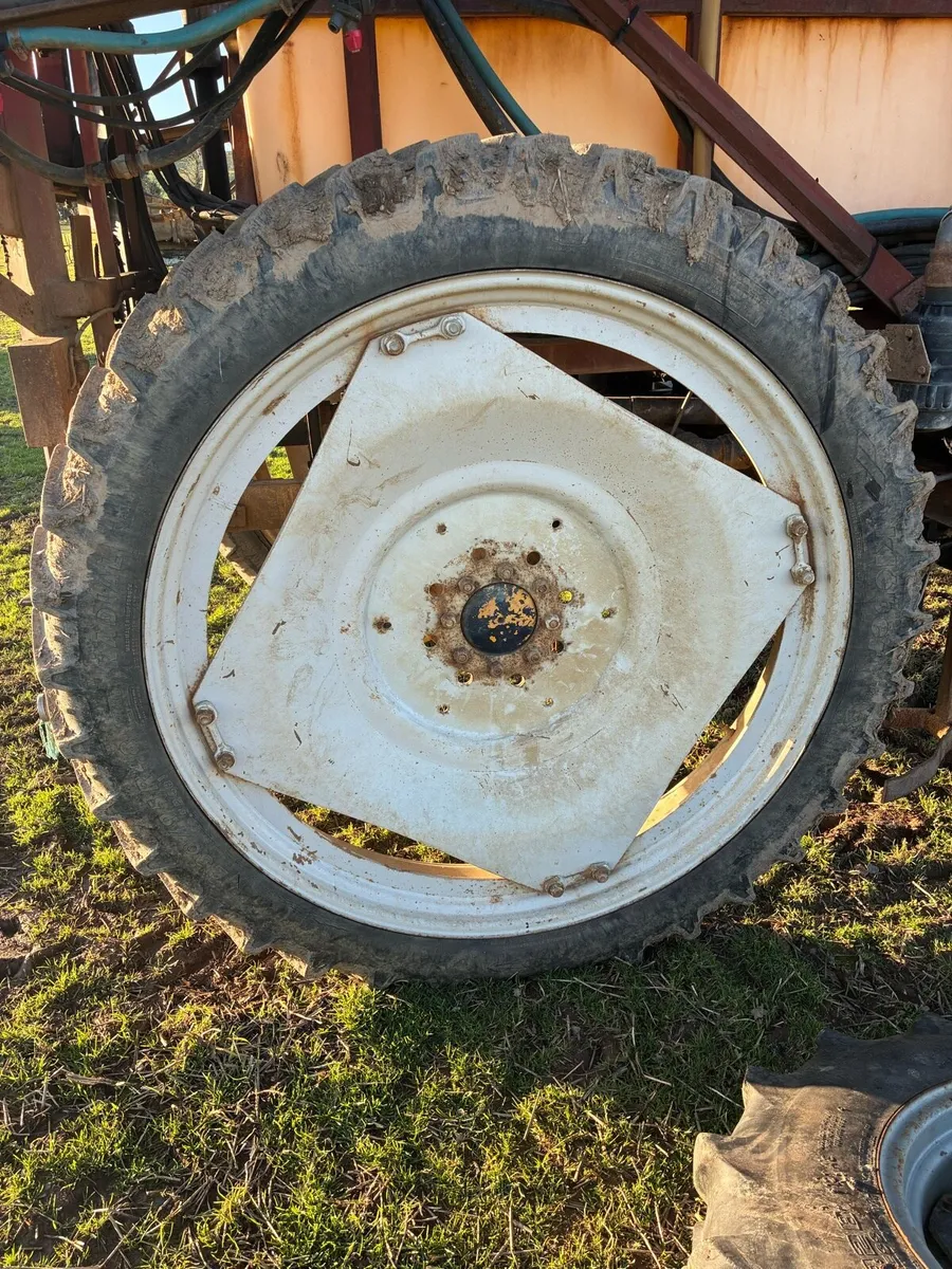 Sprayer for parts + row crop wheels - Image 2