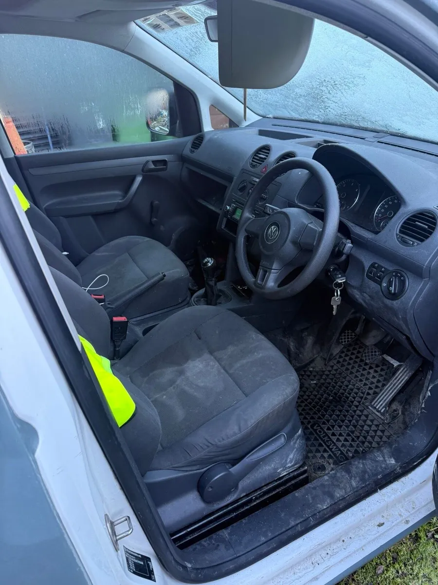 Volkswagen Caddy - Image 3