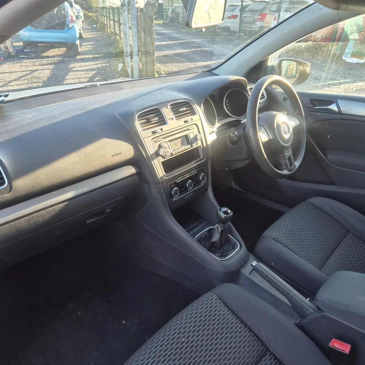 2010 volkswagen Golf 1.6 tdi 135k miles - Image 2
